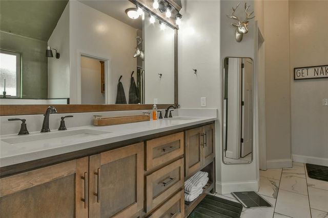 1208 N Wisteria Terrace, Mustang, OK 73064