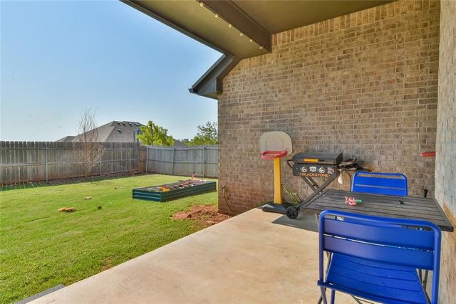 1208 N Wisteria Terrace, Mustang, OK 73064