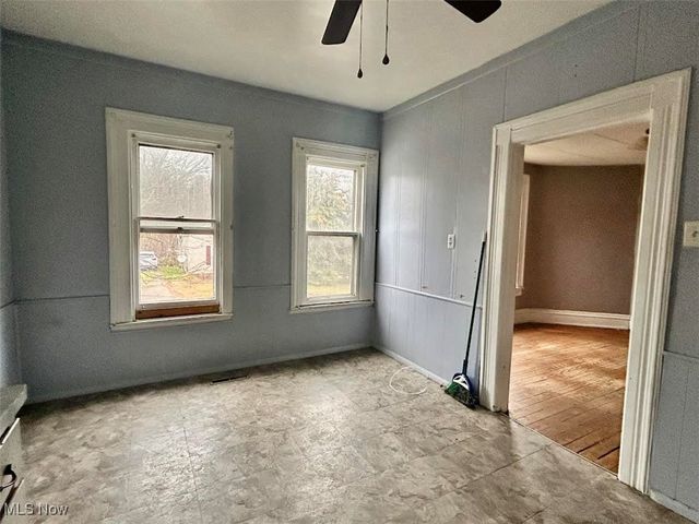 615 Wooster Street, Marietta, OH 45750