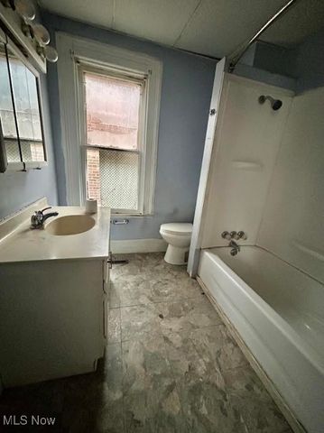 615 Wooster Street, Marietta, OH 45750