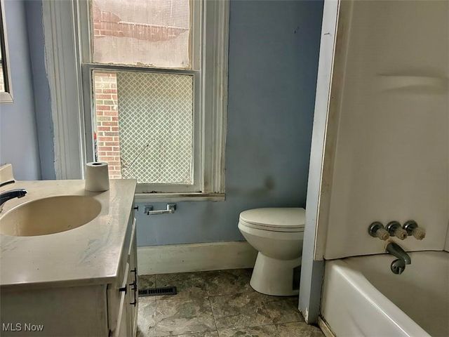 615 Wooster Street, Marietta, OH 45750