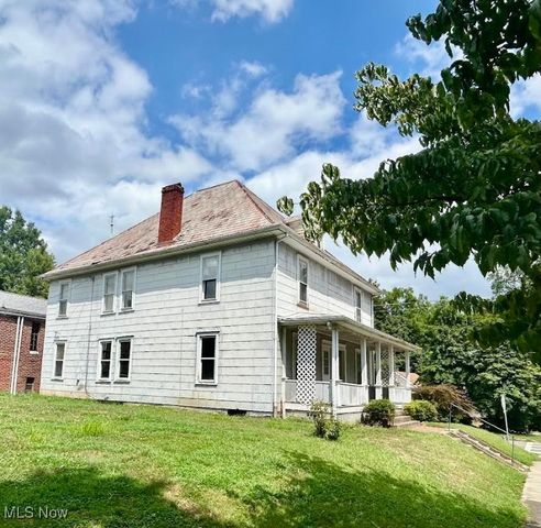 615 Wooster Street, Marietta, OH 45750