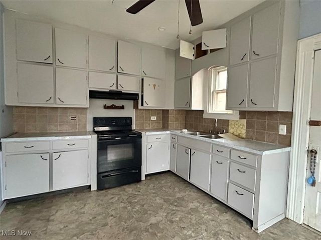 615 Wooster Street, Marietta, OH 45750