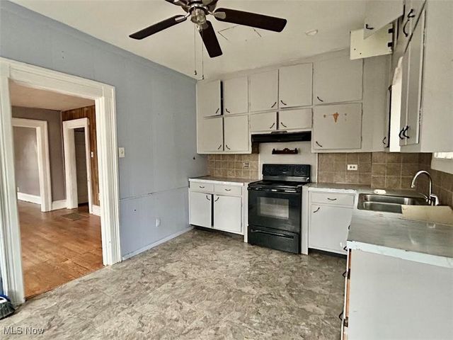 615 Wooster Street, Marietta, OH 45750