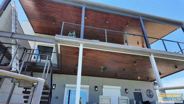 233 Anne Bonny, Port Isabel, TX 78579