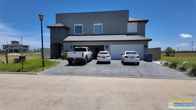 233 Anne Bonny, Port Isabel, TX 78579