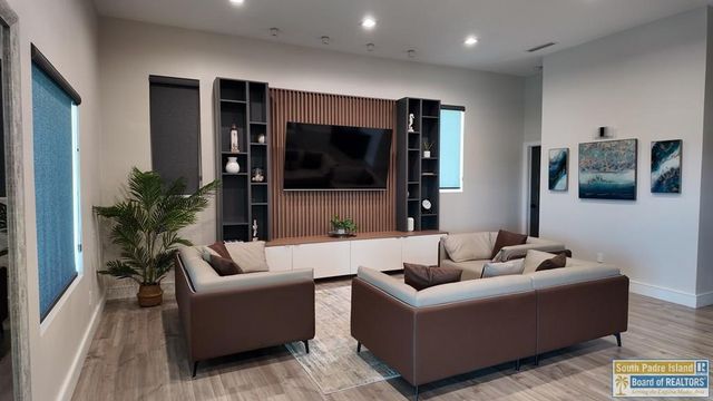 233 Anne Bonny, Port Isabel, TX 78579