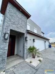 233 Anne Bonny, Port Isabel, TX 78579