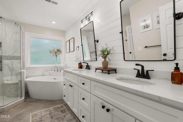 2321 Beaver Oaks Court, Raleigh, NC 27606