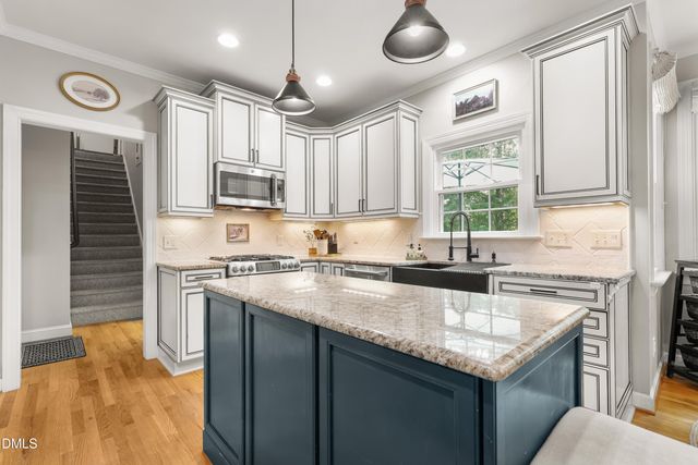 2321 Beaver Oaks Court, Raleigh, NC 27606