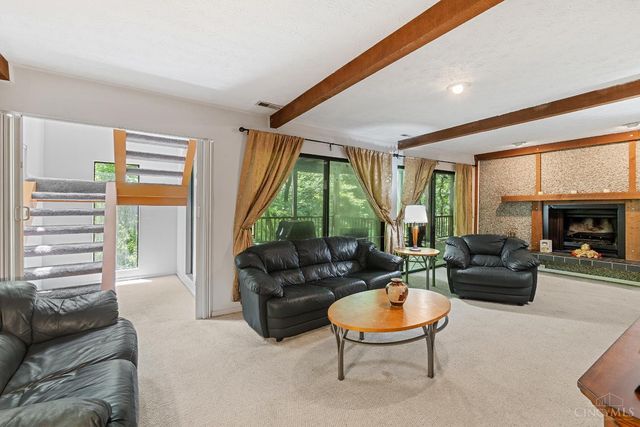 511 W Galbraith Road, Springfield Twp., OH 45215
