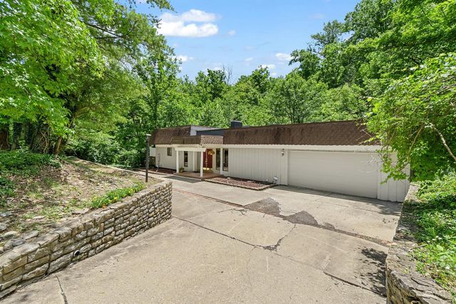 511 W Galbraith Road, Springfield Twp., OH 45215