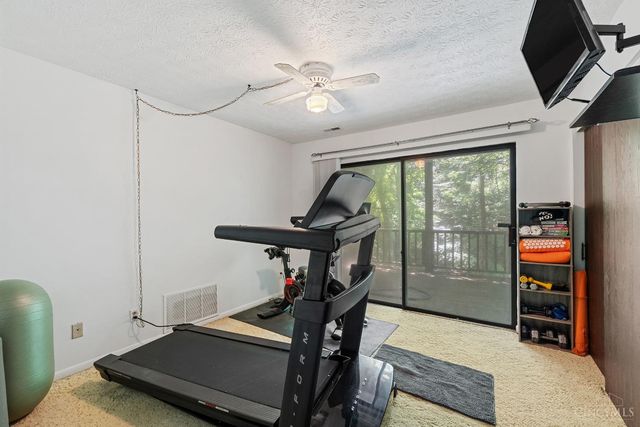 511 W Galbraith Road, Springfield Twp., OH 45215