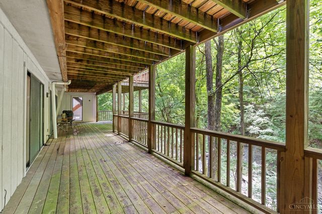 511 W Galbraith Road, Springfield Twp., OH 45215