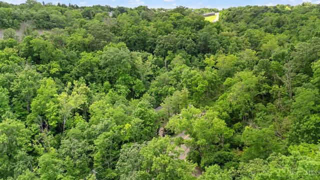 511 W Galbraith Road, Springfield Twp., OH 45215