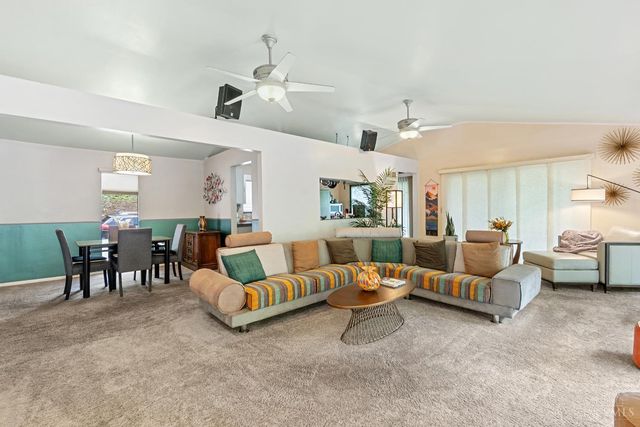 511 W Galbraith Road, Springfield Twp., OH 45215