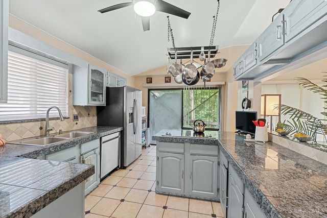 511 W Galbraith Road, Springfield Twp., OH 45215