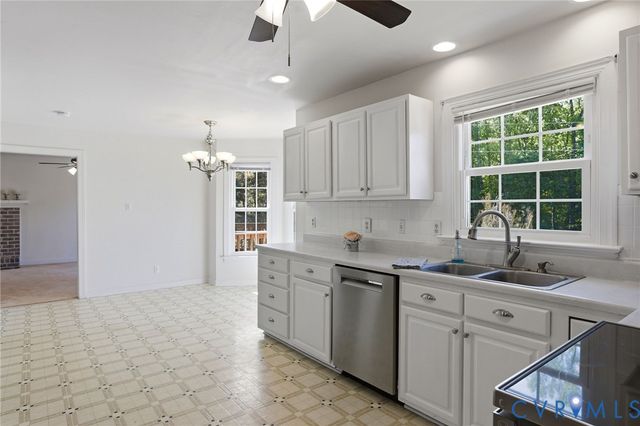 18323 Mabelton Rd, Montpelier, VA 23192