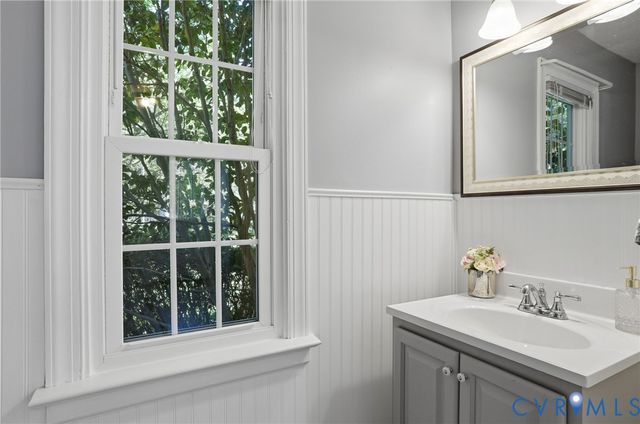 18323 Mabelton Rd, Montpelier, VA 23192