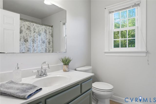 18323 Mabelton Rd, Montpelier, VA 23192