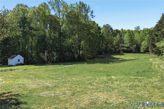 18323 Mabelton Rd, Montpelier, VA 23192
