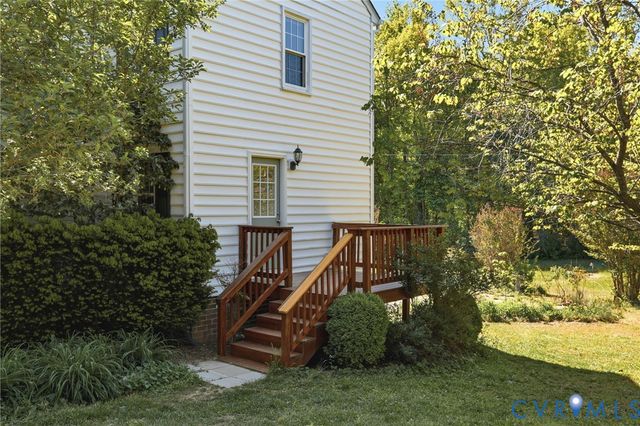18323 Mabelton Rd, Montpelier, VA 23192