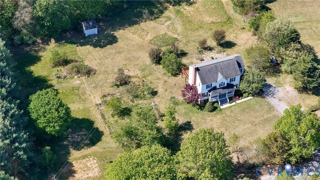 18323 Mabelton Rd, Montpelier, VA 23192