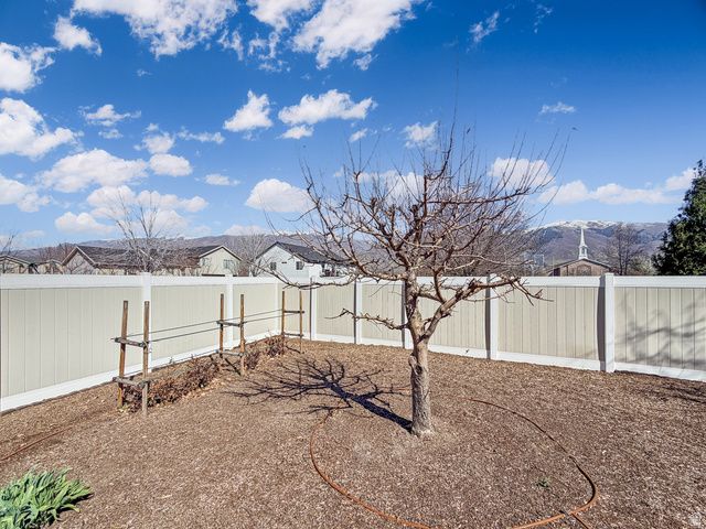 1612 W RANCH RD, Farmington, UT 84025