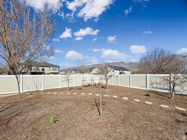 1612 W RANCH RD, Farmington, UT 84025