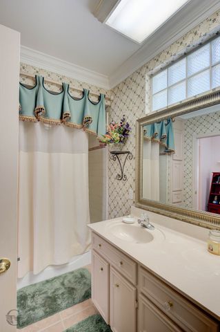 3725 Old Mooringsport Road, Shreveport, LA 71107