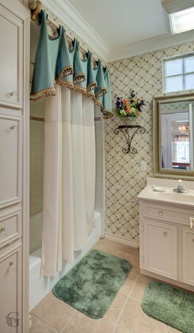 3725 Old Mooringsport Road, Shreveport, LA 71107