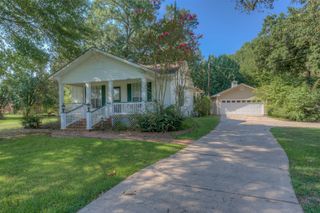 3725 Old Mooringsport Road, Shreveport, LA 71107