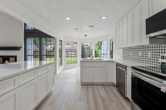 3506 Valley Haven Drive, Houston, TX 77339