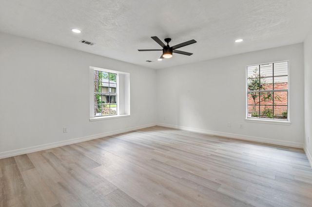 3506 Valley Haven Drive, Houston, TX 77339