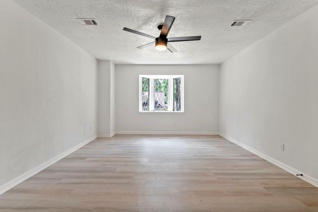 3506 Valley Haven Drive, Houston, TX 77339