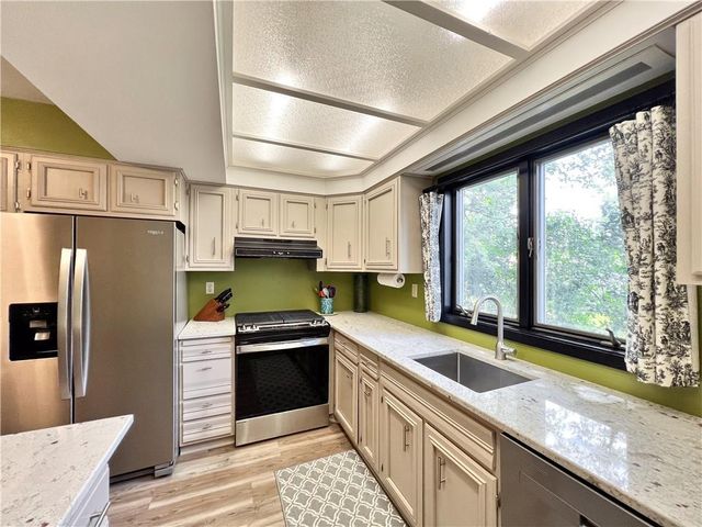 223 Noble Avenue, Rice Lake, WI 54868