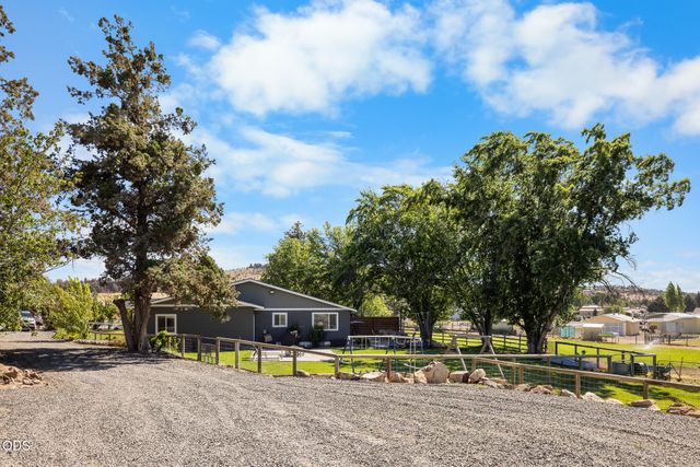 1135 NW Newell Avenue, Terrebonne, OR 97760