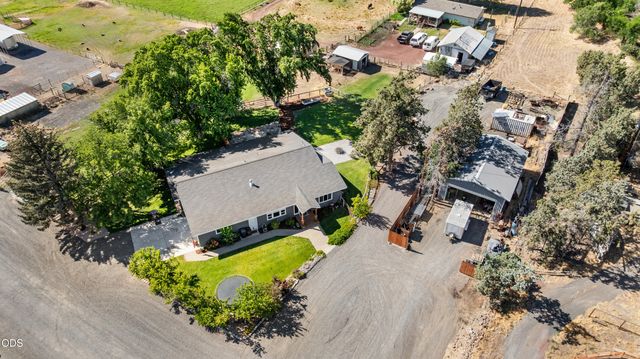 1135 NW Newell Avenue, Terrebonne, OR 97760