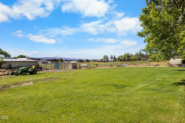 1135 NW Newell Avenue, Terrebonne, OR 97760