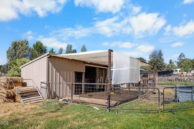 1135 NW Newell Avenue, Terrebonne, OR 97760