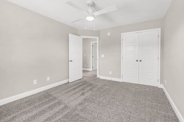 233 Lewis Grant Ln, Southside, TN 37171