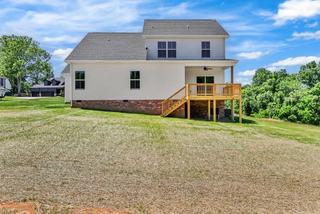 233 Lewis Grant Ln, Southside, TN 37171