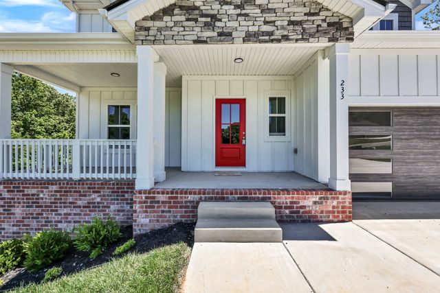 233 Lewis Grant Ln, Southside, TN 37171