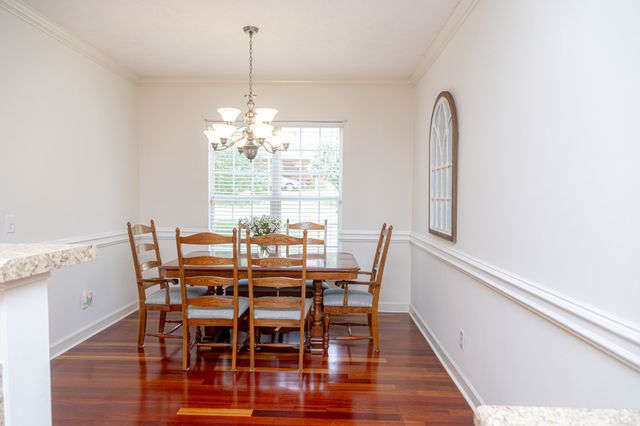 423 Spring Hill Dr, Smyrna, TN 37167