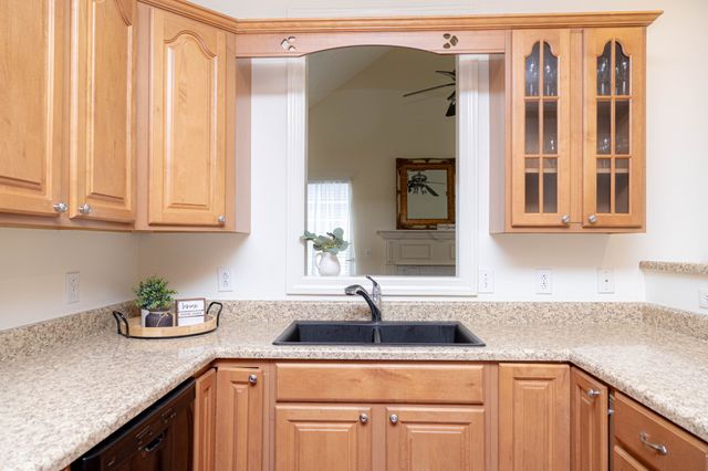 423 Spring Hill Dr, Smyrna, TN 37167