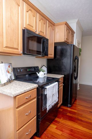 423 Spring Hill Dr, Smyrna, TN 37167