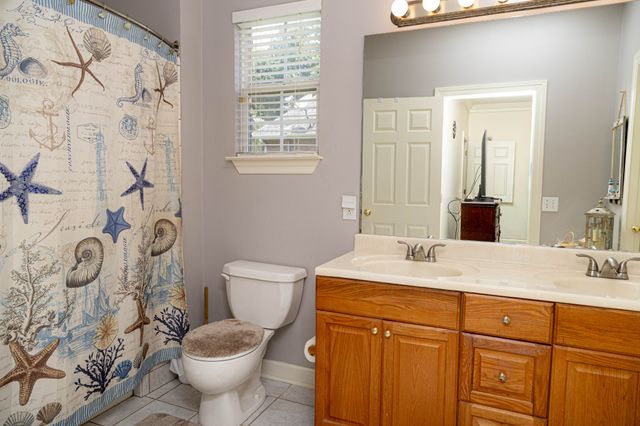 423 Spring Hill Dr, Smyrna, TN 37167