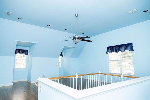 423 Spring Hill Dr, Smyrna, TN 37167