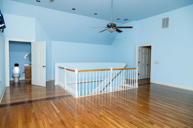 423 Spring Hill Dr, Smyrna, TN 37167