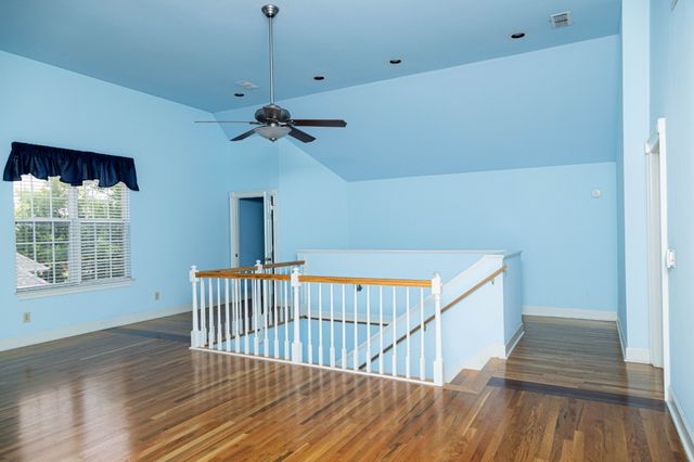 423 Spring Hill Dr, Smyrna, TN 37167